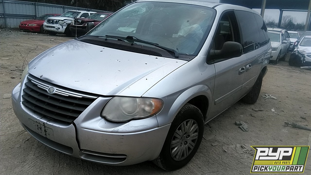 2006 CHRYSLER TOWN & COUNTRY partes disponibles