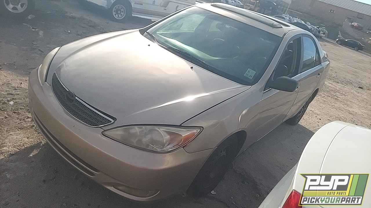 2003 TOYOTA CAMRY partes disponibles
