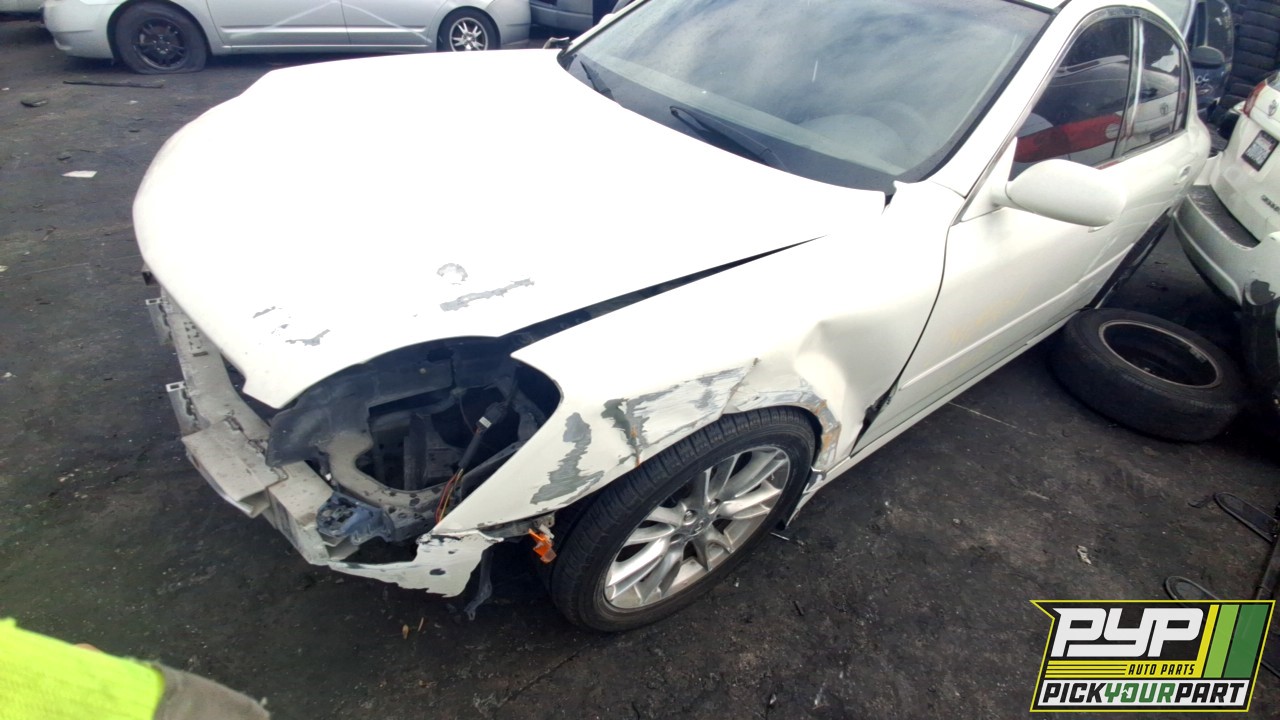 2004 INFINITI G35 partes disponibles