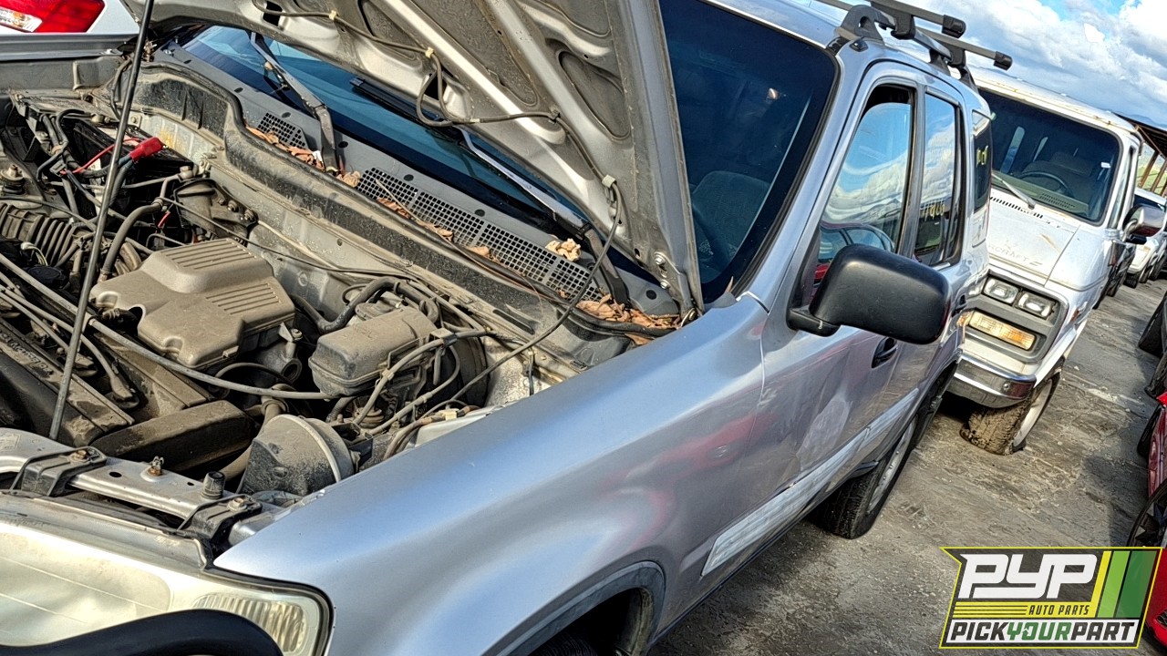 2001 HONDA CR-V available for parts