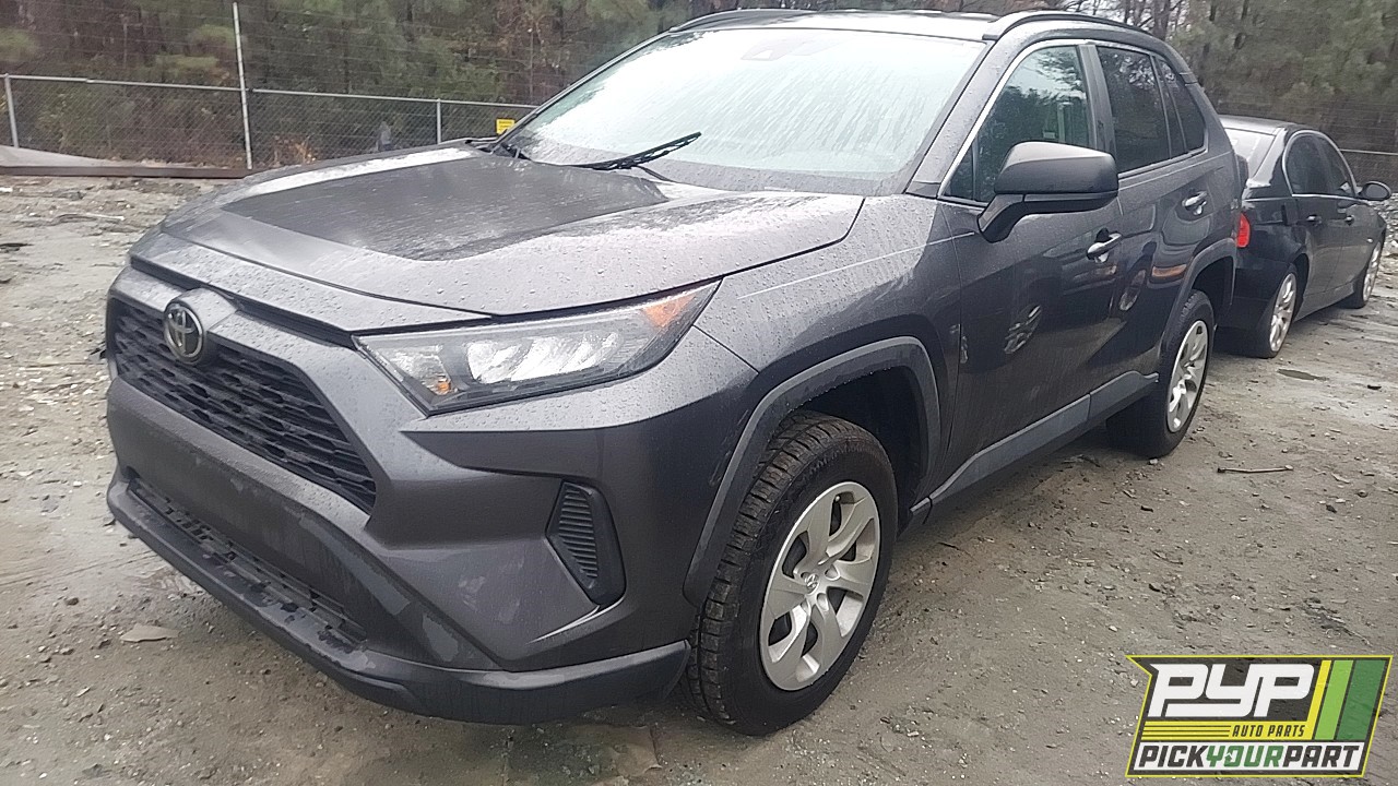 2019 TOYOTA RAV4 partes disponibles