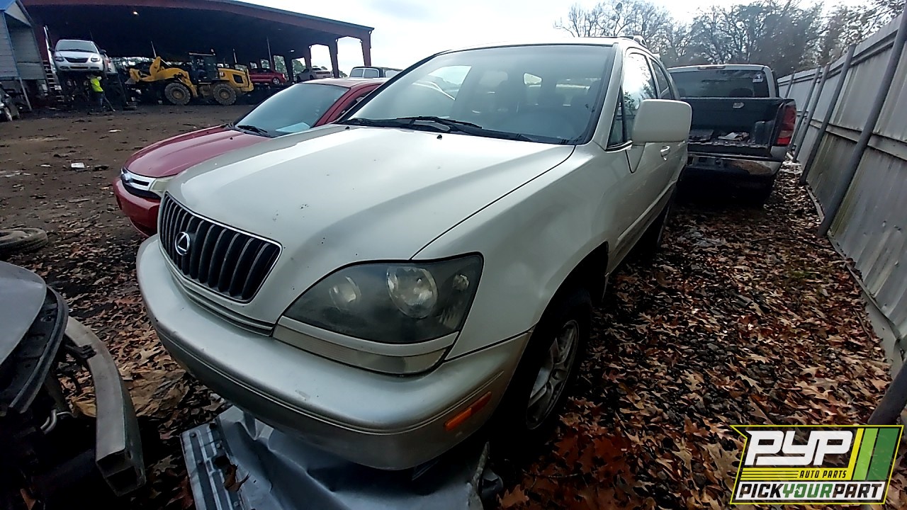 2000 LEXUS RX300 available for parts