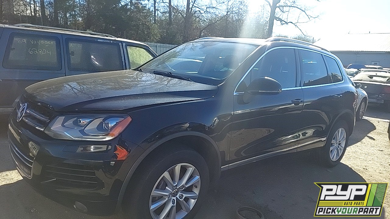 2013 VOLKSWAGEN TOUAREG available for parts