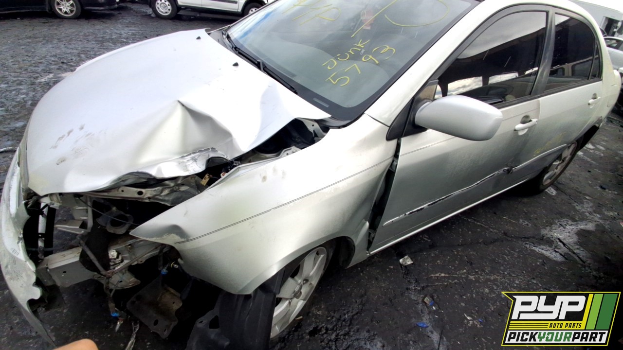 2004 TOYOTA COROLLA partes disponibles
