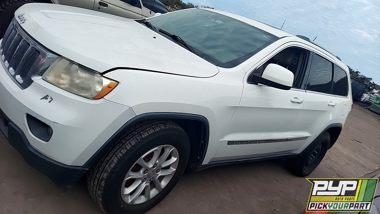 2013 JEEP GRAND CHEROKEE partes disponibles