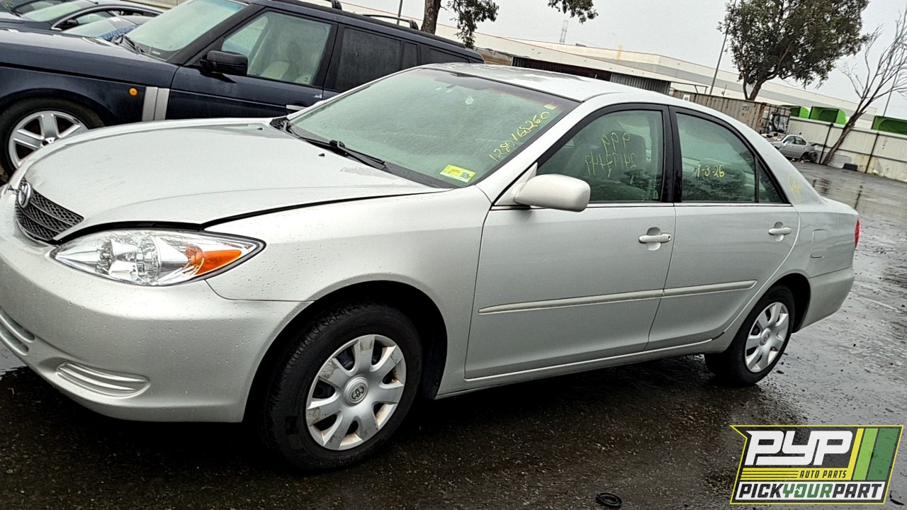 2002 TOYOTA CAMRY partes disponibles