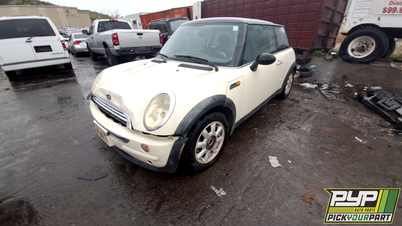 2003 MINI COOPER partes disponibles