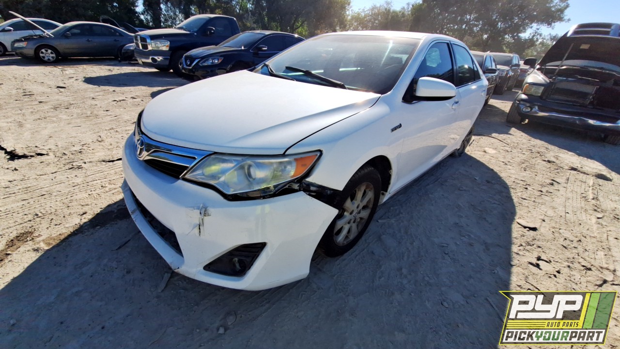 2013 TOYOTA CAMRY available for parts
