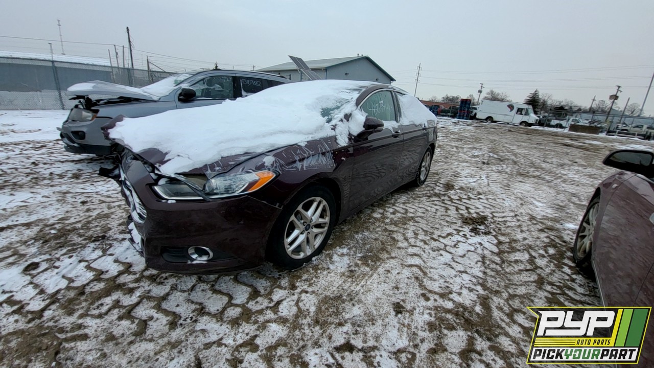 2013 FORD FUSION partes disponibles