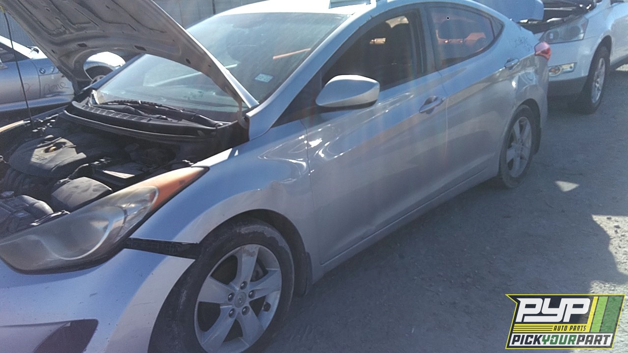 2012 HYUNDAI ELANTRA partes disponibles