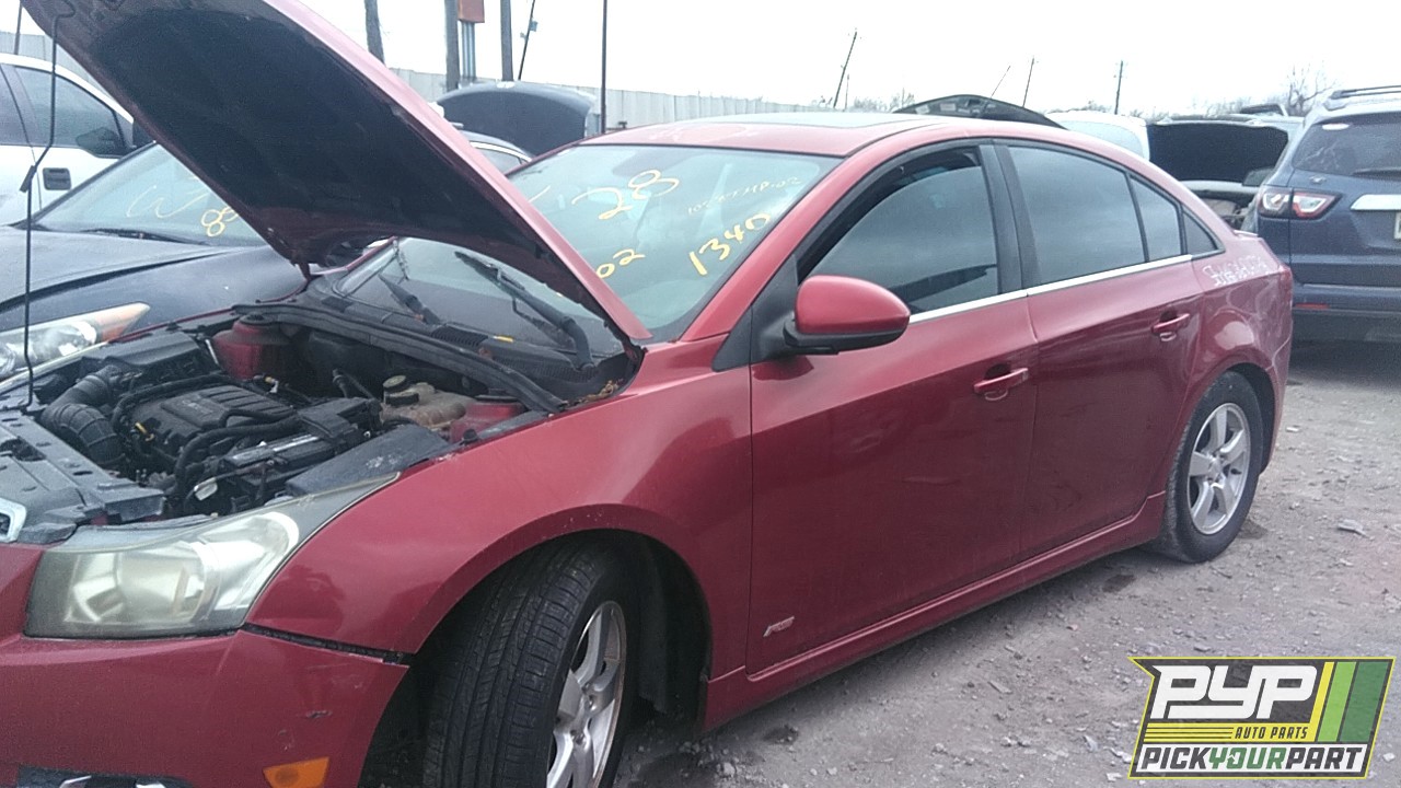 2013 CHEVROLET CRUZE partes disponibles