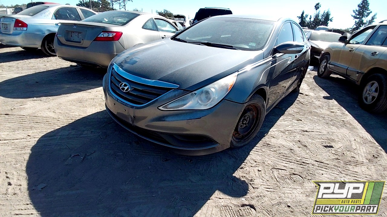 2014 HYUNDAI SONATA available for parts