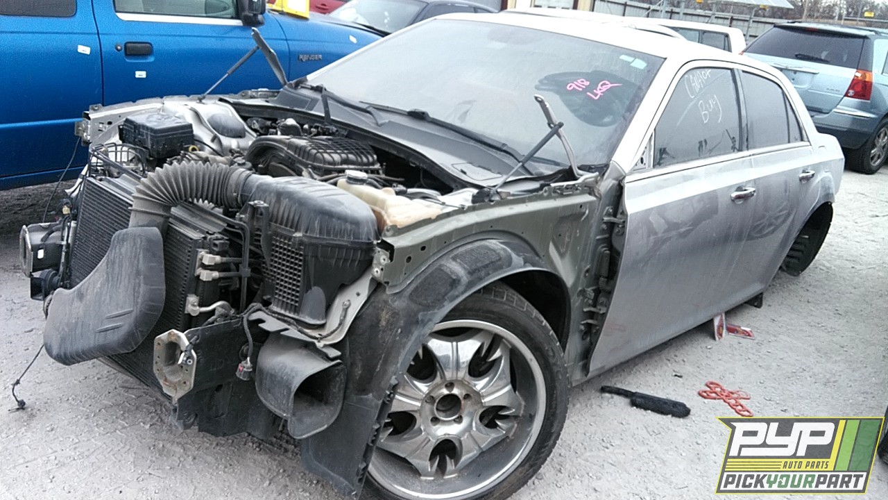 2012 CHRYSLER 300 partes disponibles