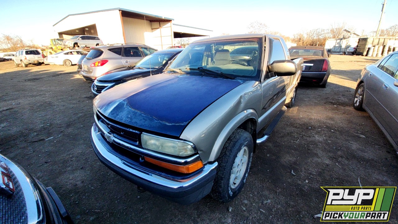 2003 CHEVROLET S10 available for parts