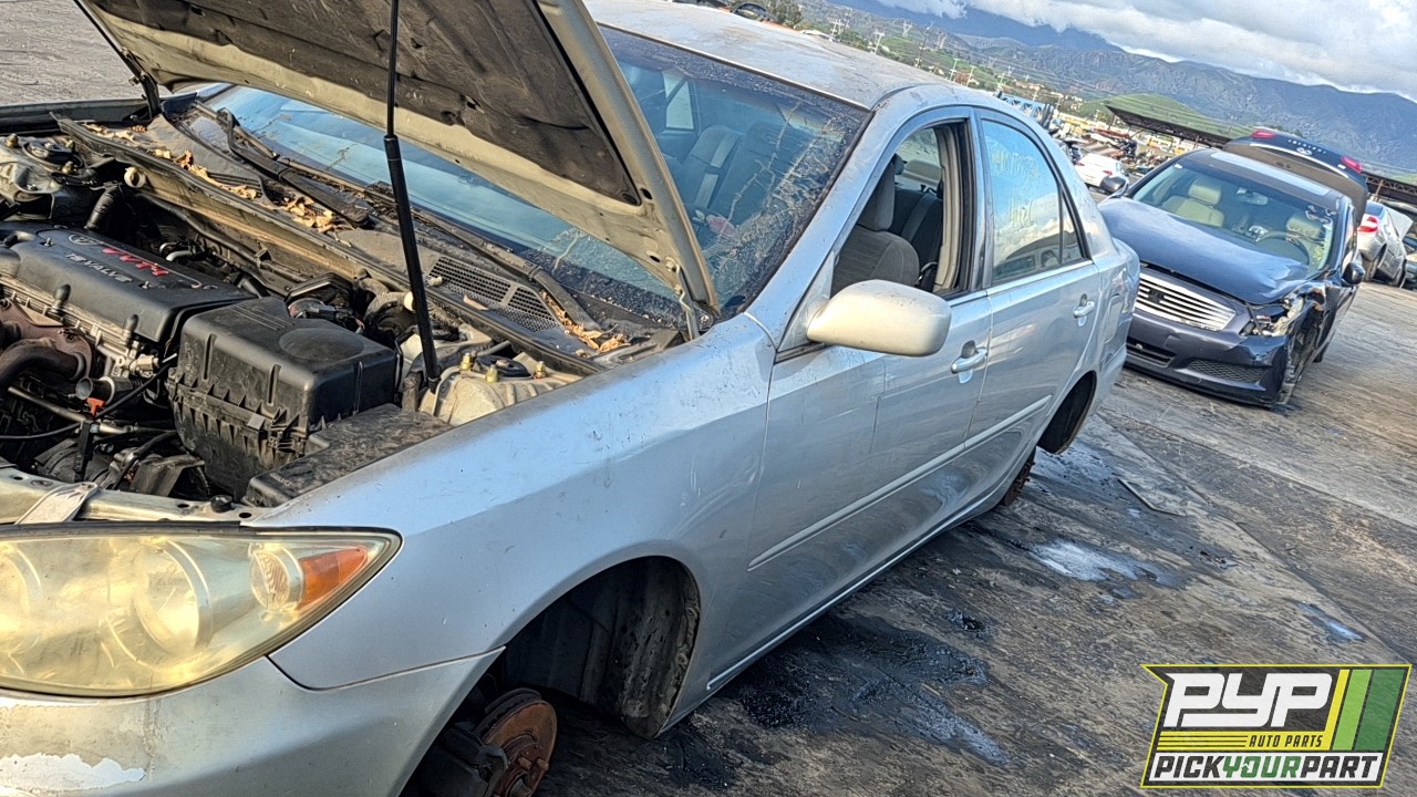 2005 TOYOTA CAMRY partes disponibles