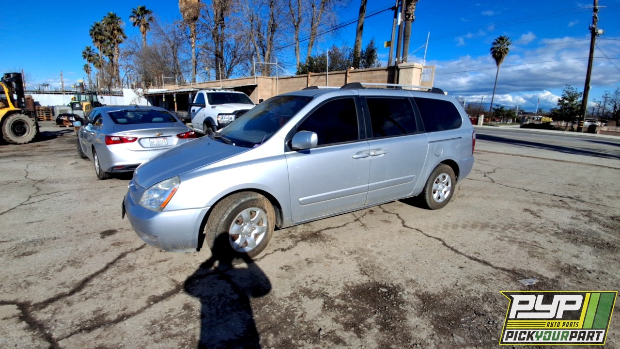 2008 KIA SEDONA available for parts