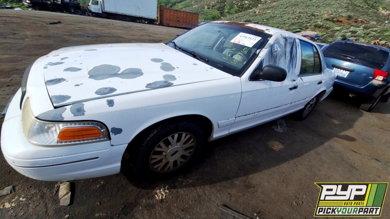 2004 FORD CROWN VICTORIA available for parts