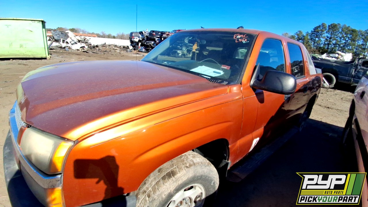 2005 CHEVROLET AVALANCHE 1500 available for parts