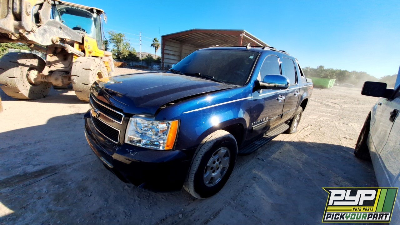 2009 CHEVROLET AVALANCHE available for parts