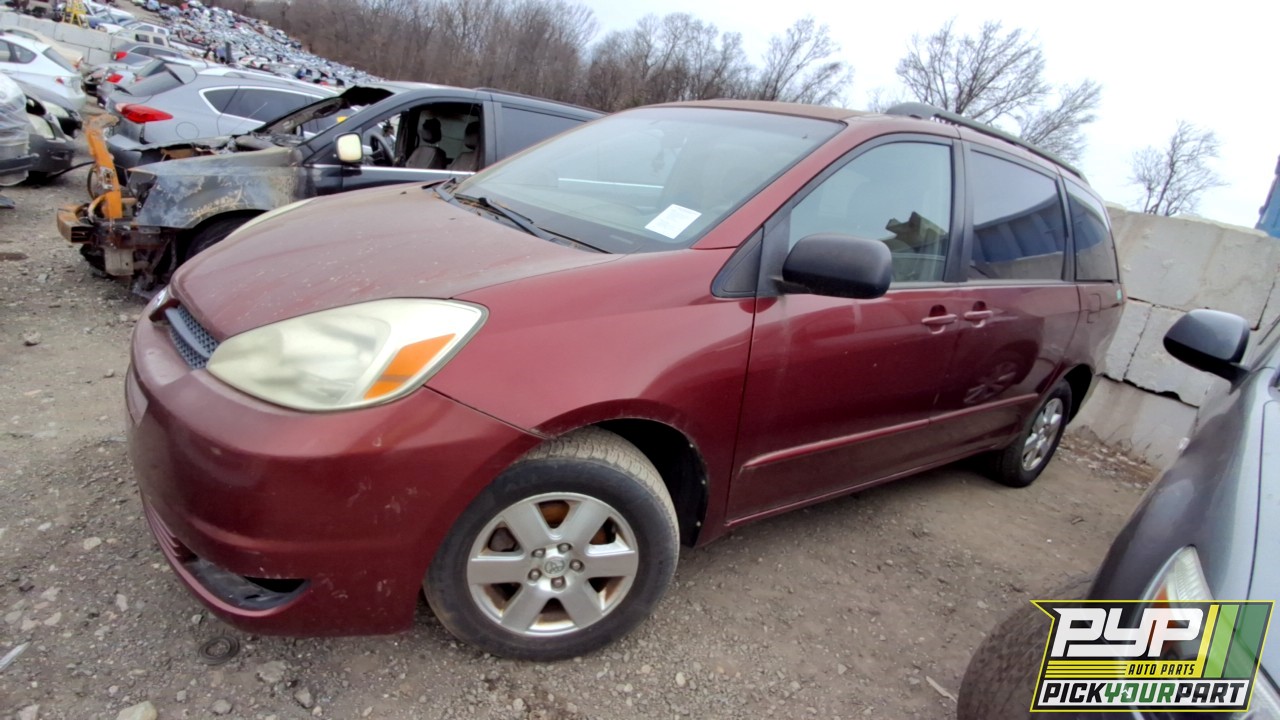 2005 TOYOTA SIENNA available for parts