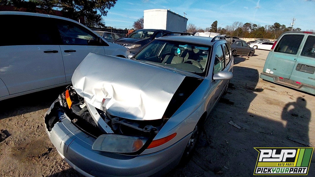 2002 SATURN LW200 available for parts