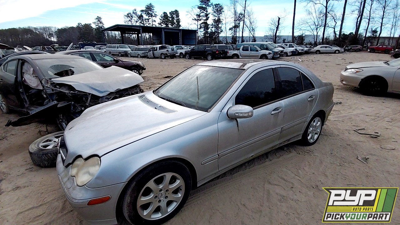 2001 MERCEDES-BENZ C320 partes disponibles