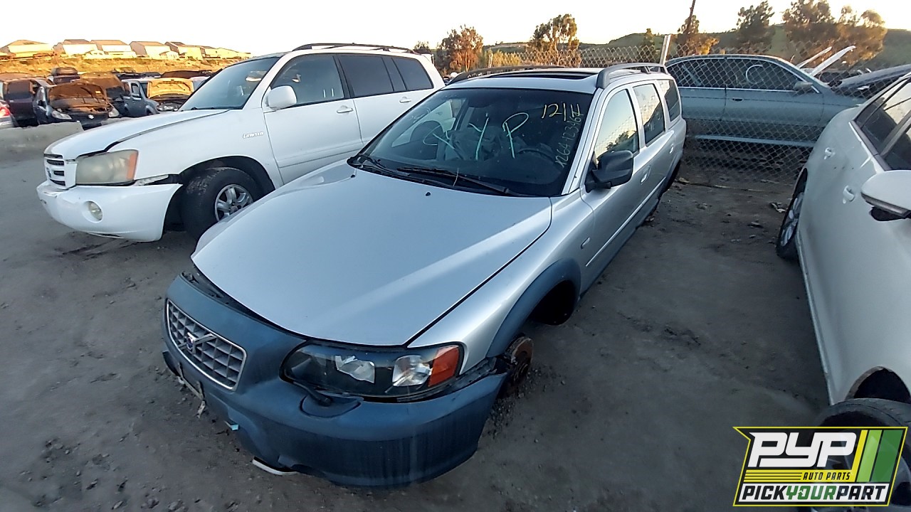 2004 VOLVO XC70 partes disponibles
