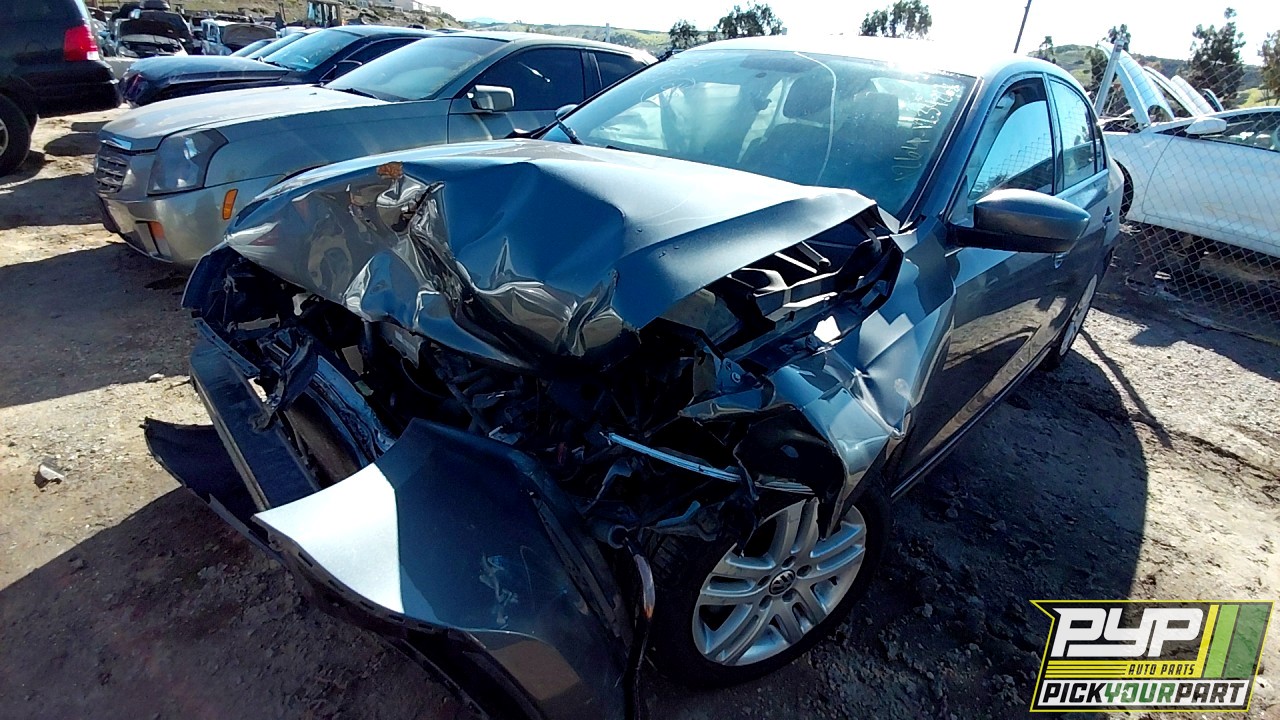 2017 VOLKSWAGEN JETTA partes disponibles