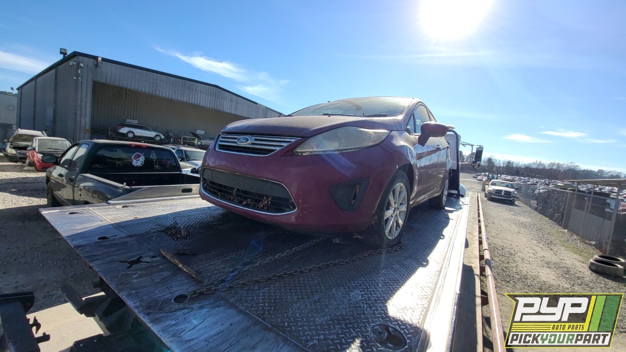 2011 FORD FIESTA partes disponibles