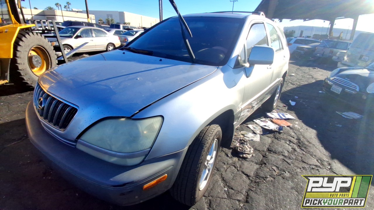 2001 LEXUS RX300 partes disponibles