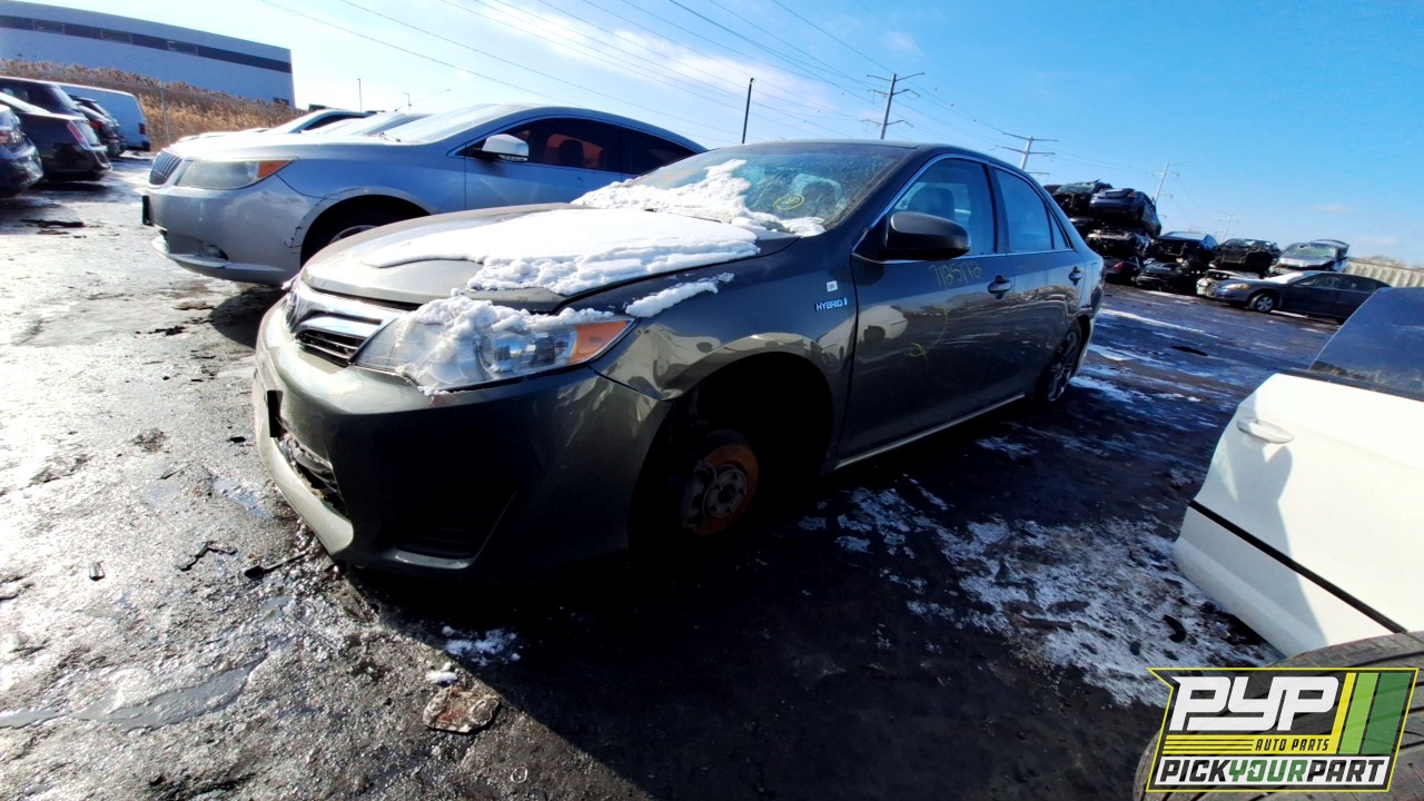2013 TOYOTA CAMRY partes disponibles