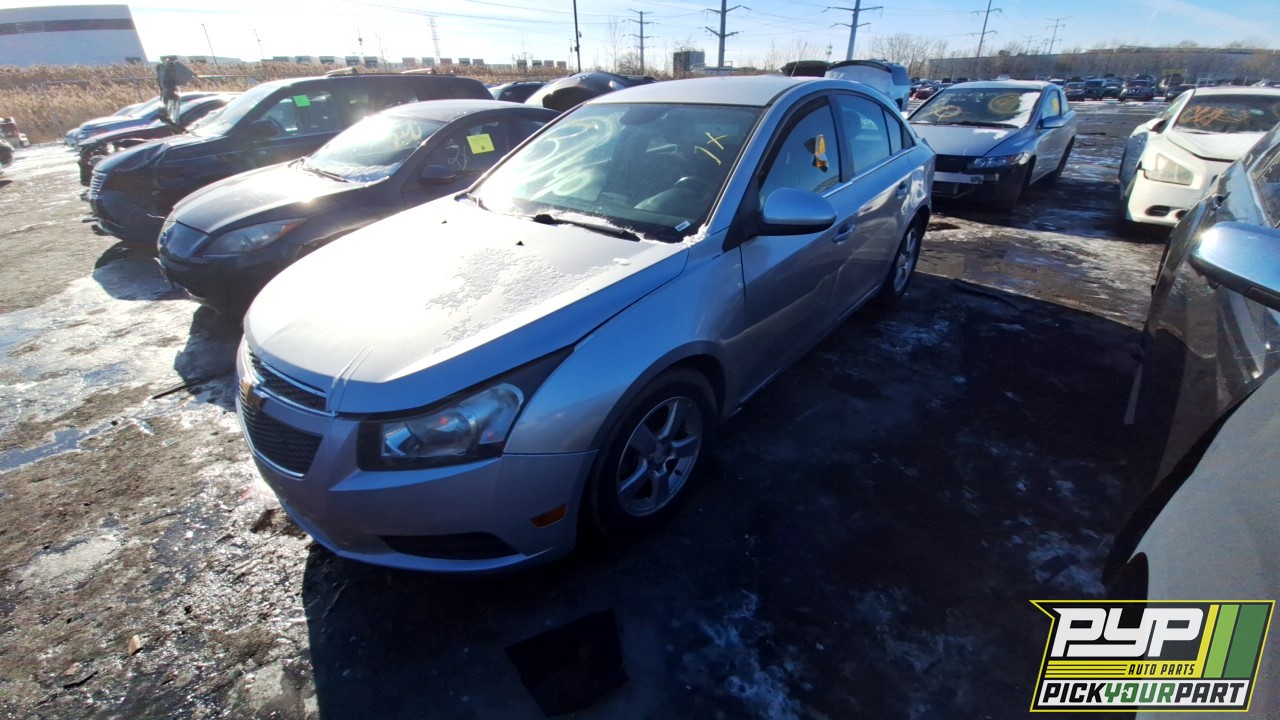 2013 CHEVROLET CRUZE partes disponibles