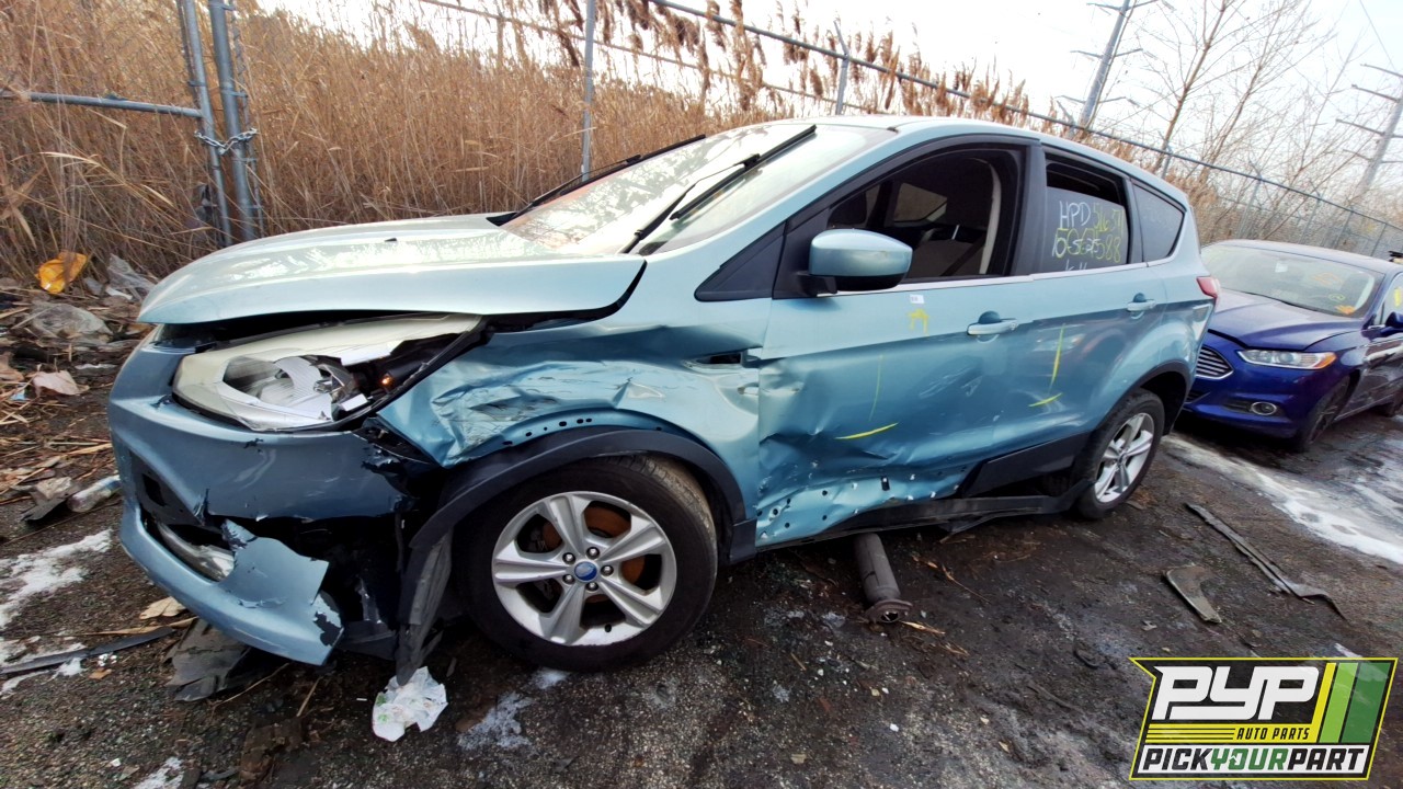 2013 FORD ESCAPE partes disponibles