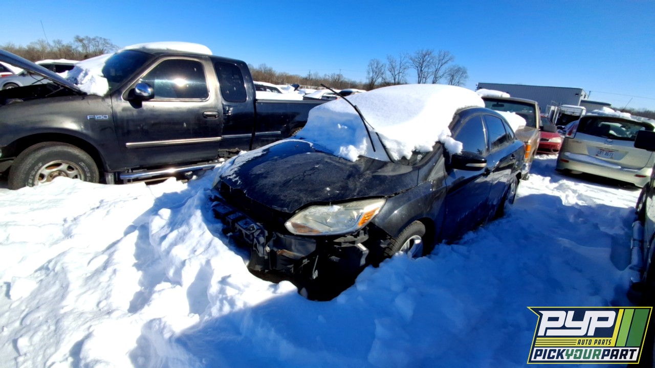 2014 FORD FOCUS available for parts