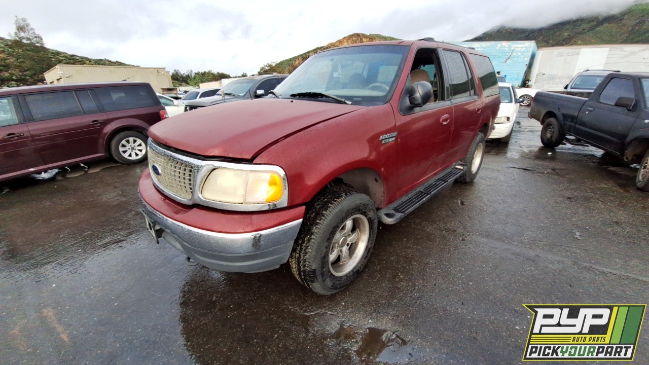2001 FORD EXPEDITION available for parts