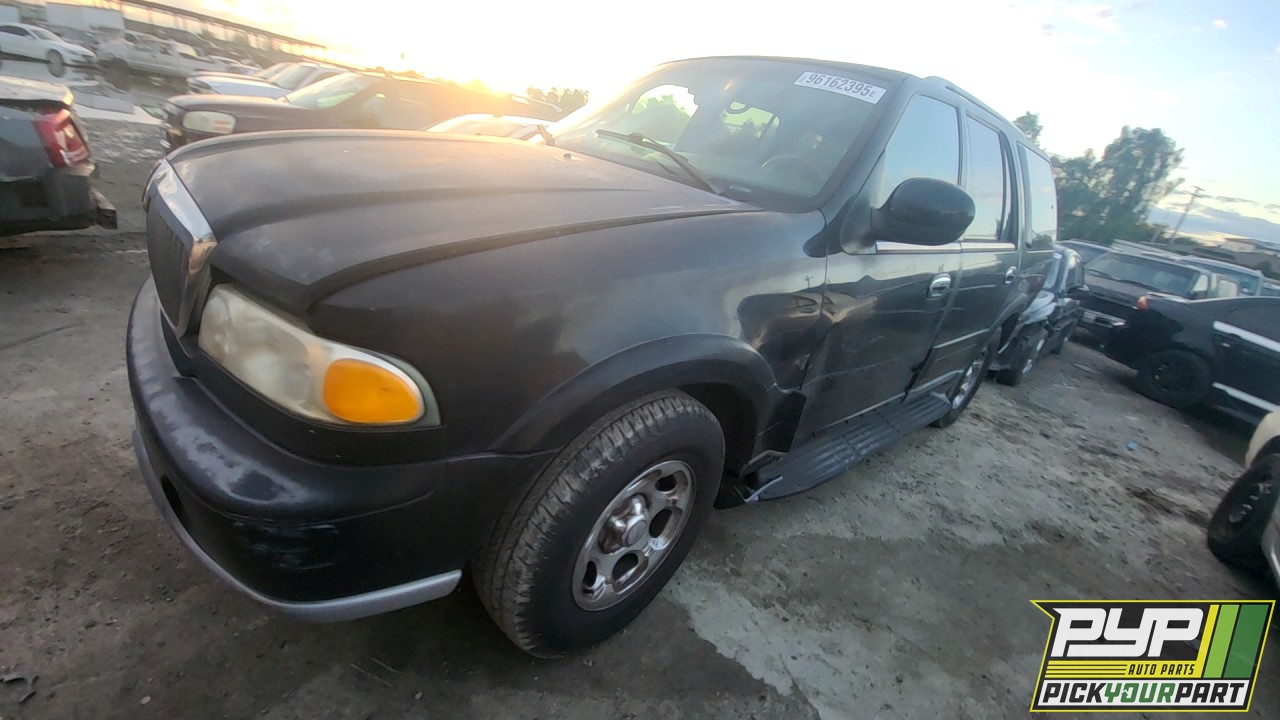 2001 LINCOLN NAVIGATOR available for parts