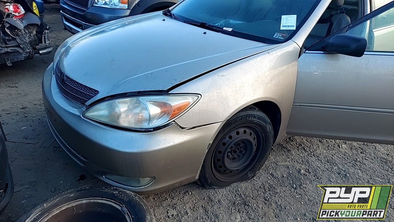 2004 TOYOTA CAMRY partes disponibles