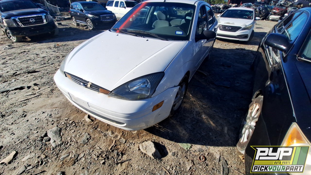 2004 FORD FOCUS available for parts