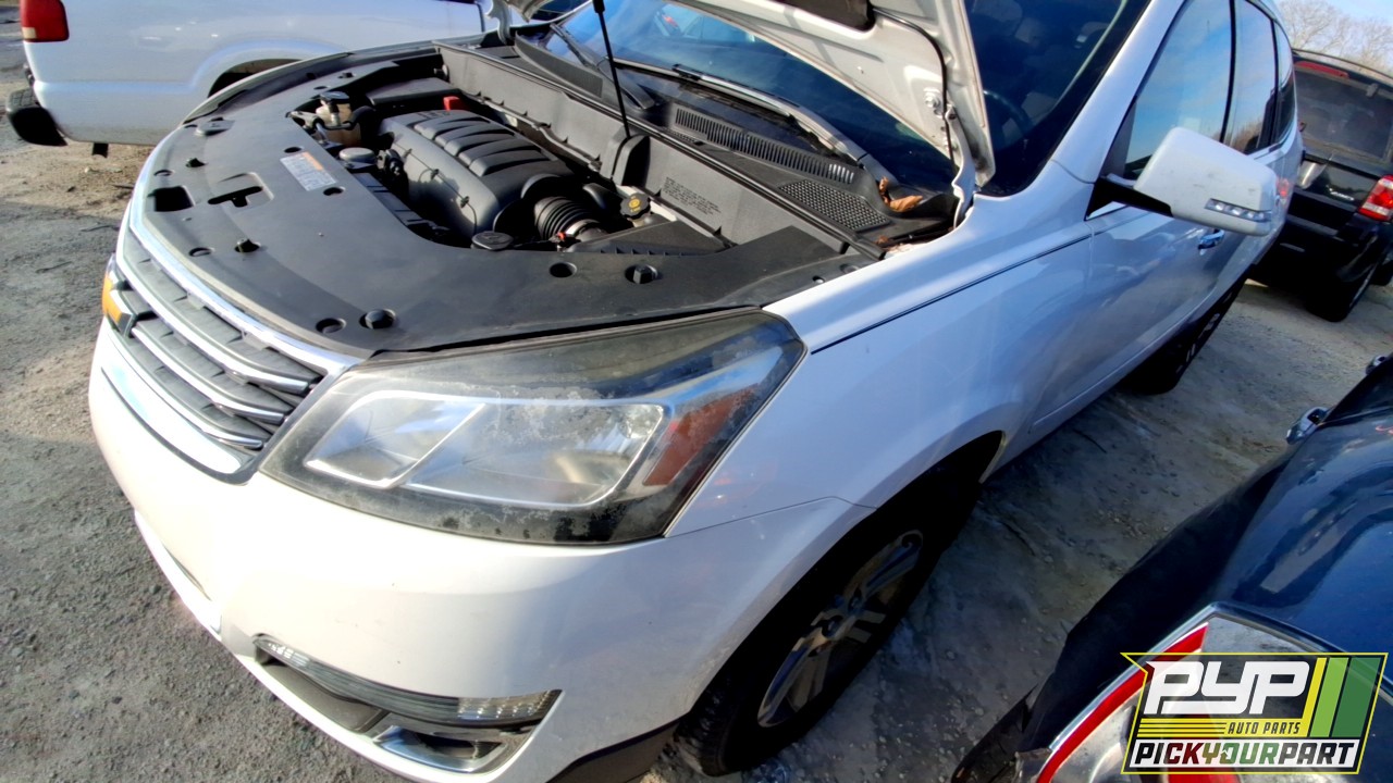 2015 CHEVROLET TRAVERSE partes disponibles