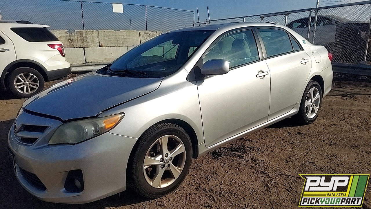 2012 TOYOTA COROLLA partes disponibles
