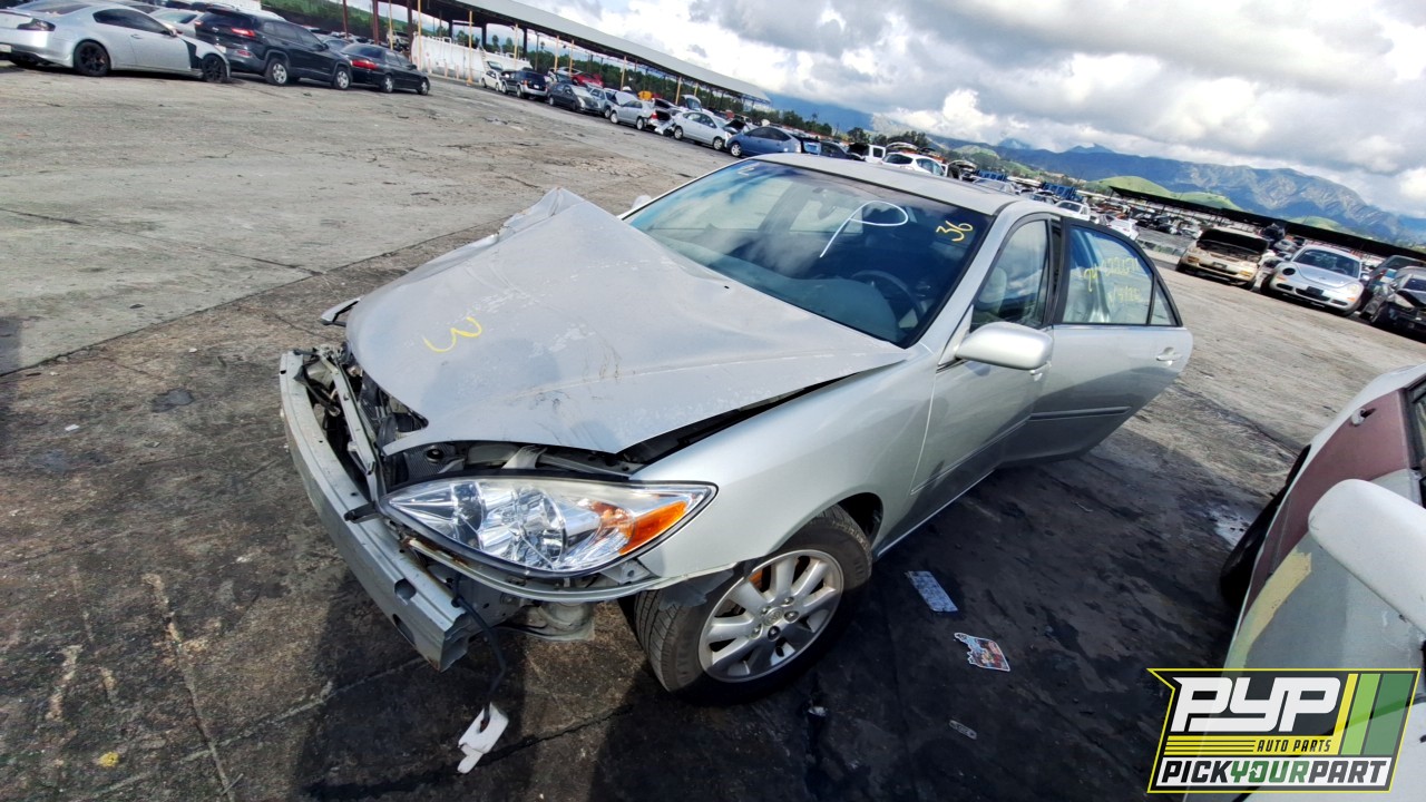2002 TOYOTA CAMRY partes disponibles