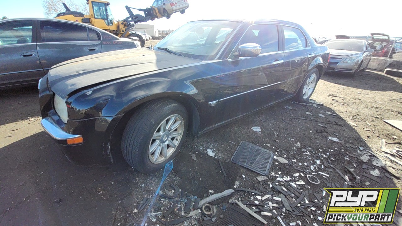 2007 CHRYSLER 300 available for parts