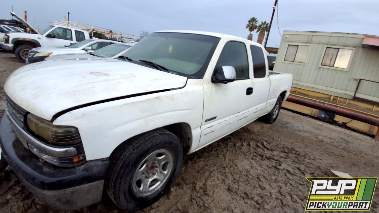2000 CHEVROLET SILVERADO 1500 available for parts