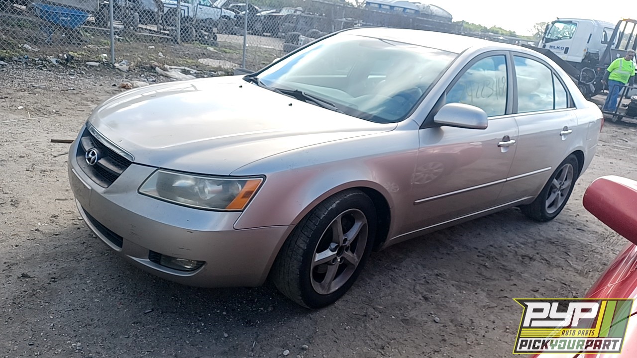 2006 HYUNDAI SONATA available for parts