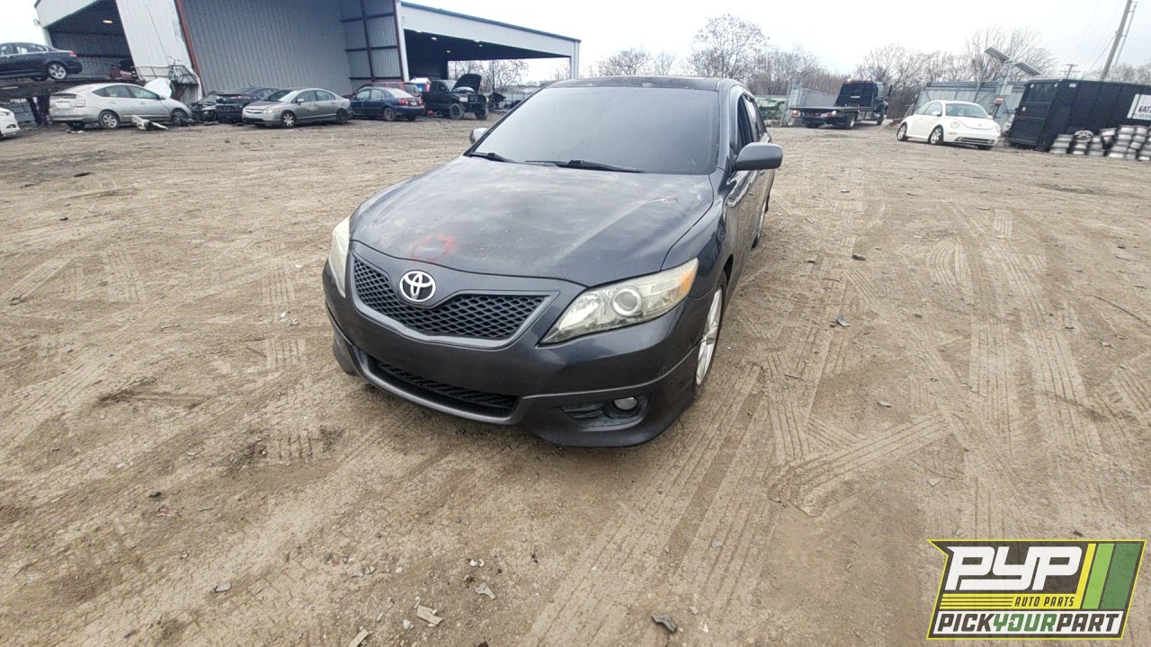 2011 TOYOTA CAMRY partes disponibles