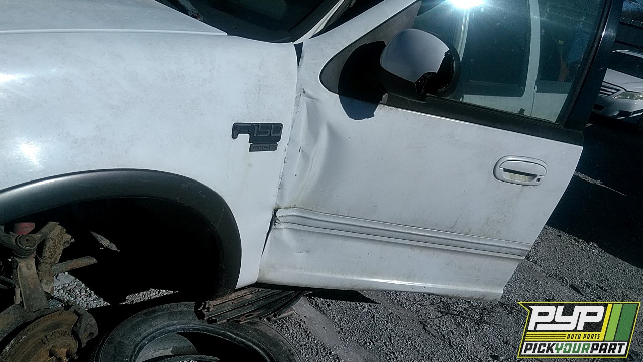 2003 FORD F-150 available for parts