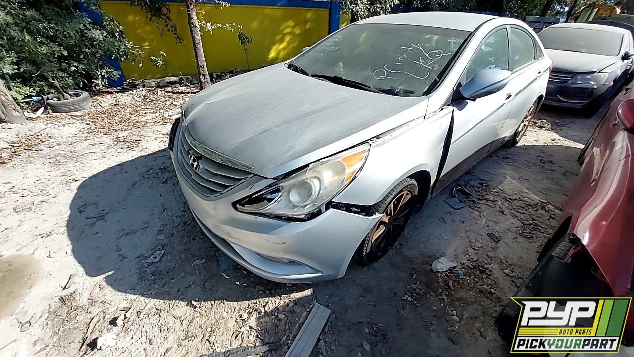 2013 HYUNDAI SONATA available for parts
