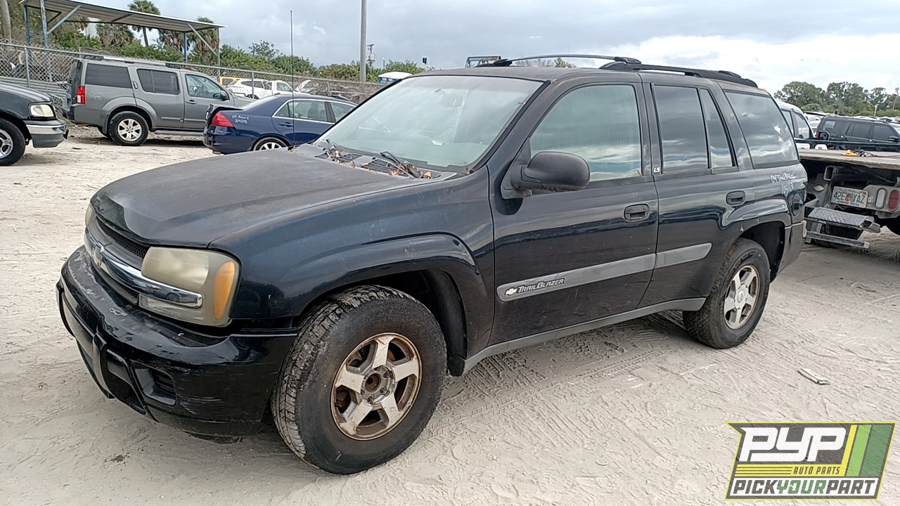 2004 CHEVROLET TRAILBLAZER available for parts