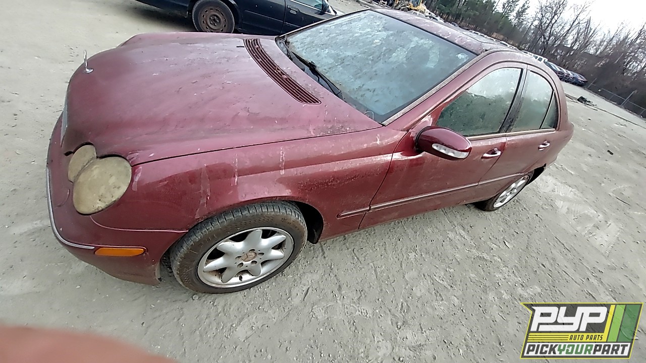 2001 MERCEDES-BENZ C320 partes disponibles