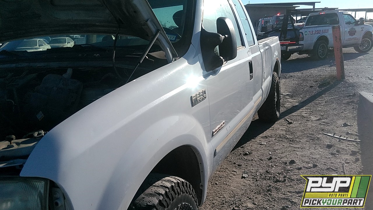 2004 FORD F-250 SUPER DUTY available for parts